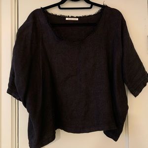 Black Crane Raw Hem Neckline Top